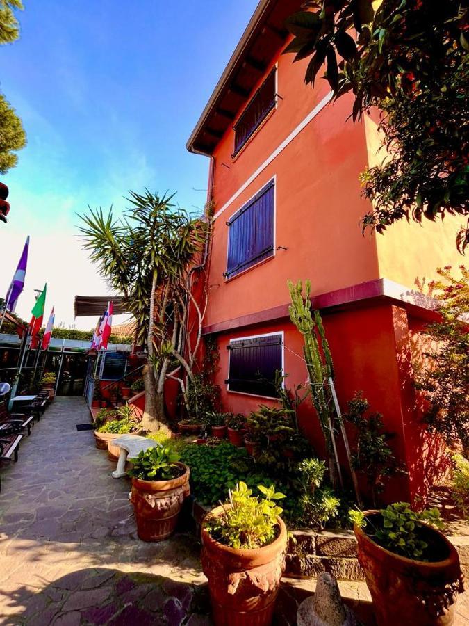 Affittacamere Libano Torre del Lago Puccini Exterior foto